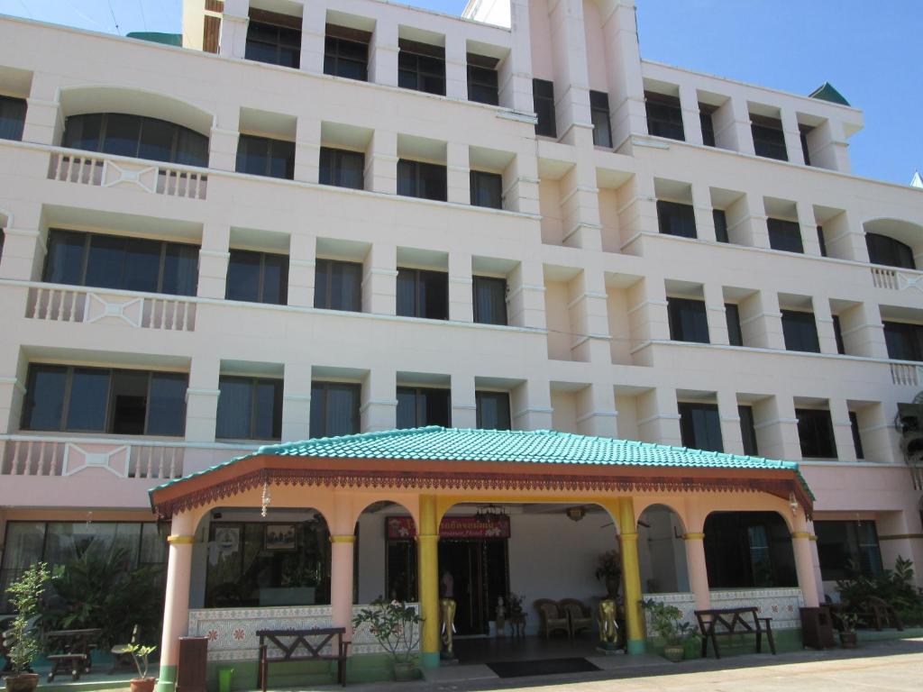 Royal Jommanee Hotel Nongkhai Nong Khai Exteriör bild